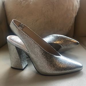 vince camuto tashinta silver